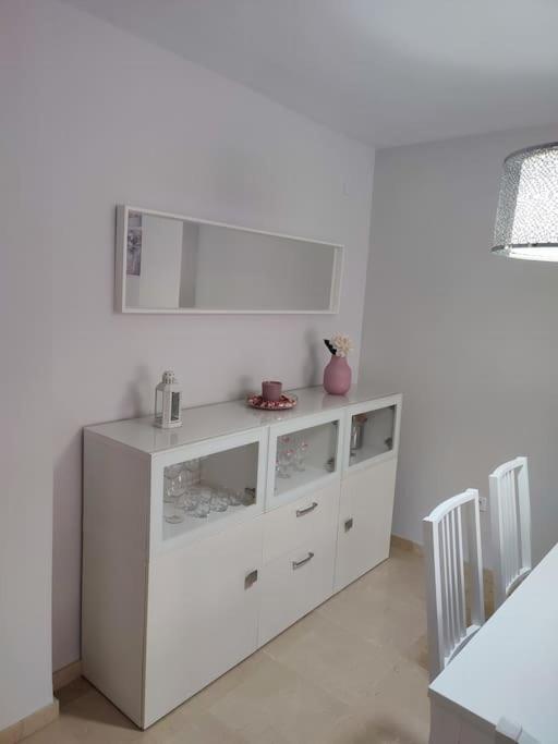 מארבלה Sunny Guadalmina Apartment מראה חיצוני תמונה