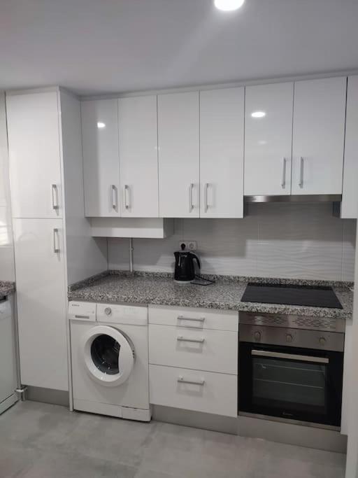 מארבלה Sunny Guadalmina Apartment מראה חיצוני תמונה