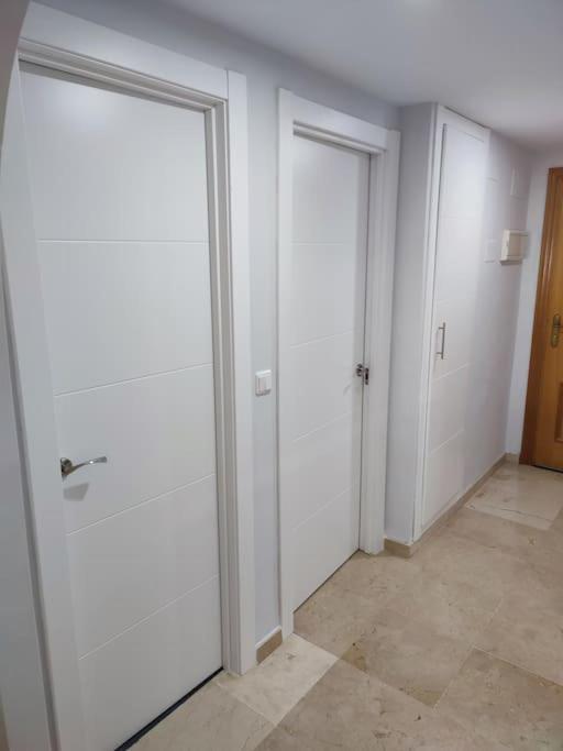 מארבלה Sunny Guadalmina Apartment מראה חיצוני תמונה